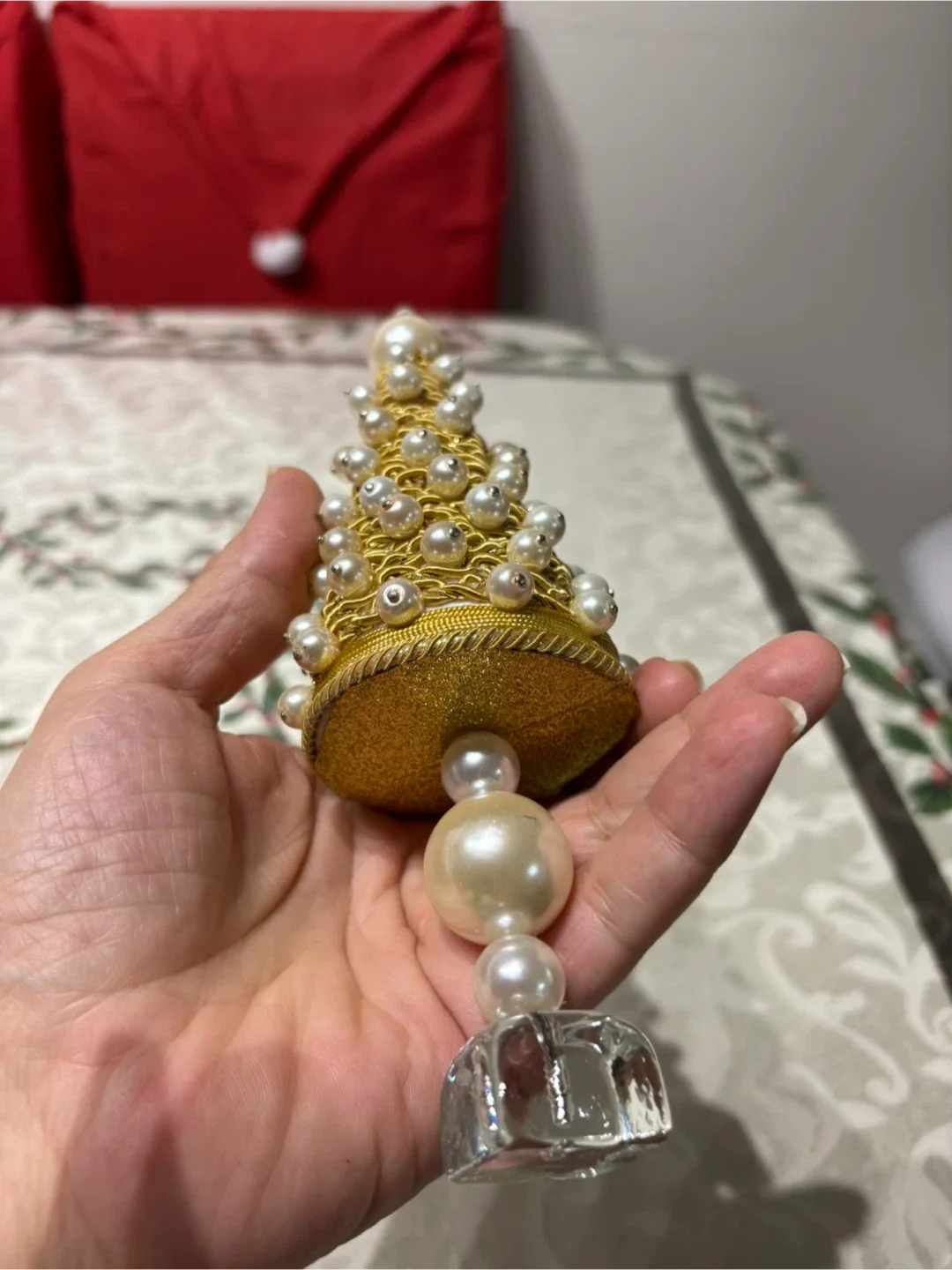 Mini Pearl & Gold Christmas Tree image indicator(3)