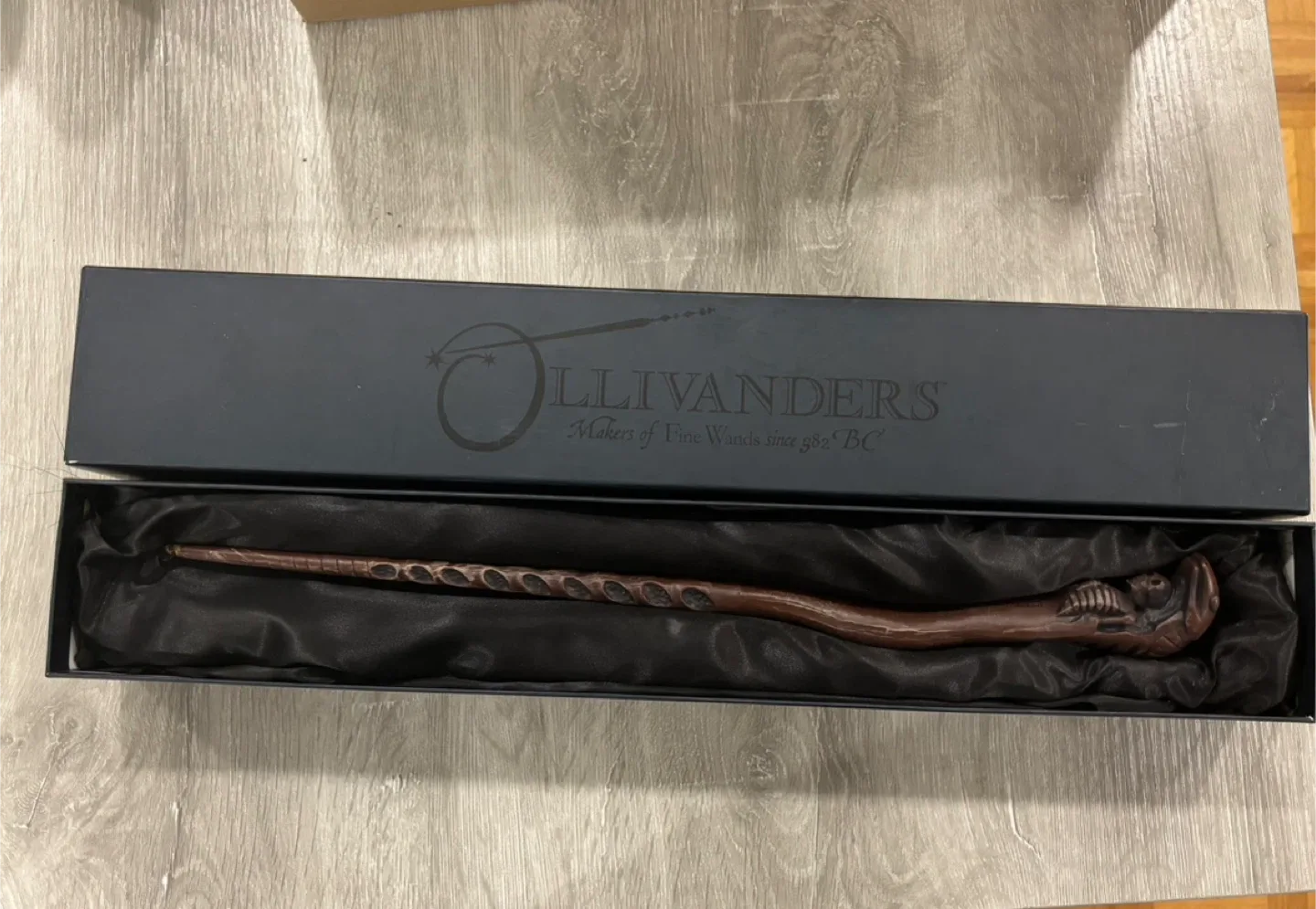 Ollivanders Death Eater Wand with Box