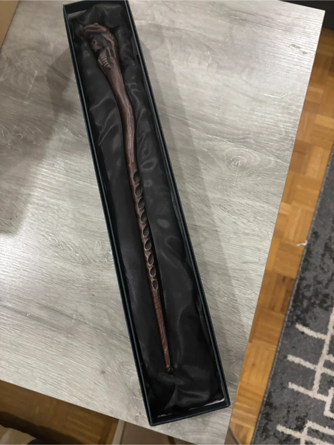 Ollivanders Death Eater Wand with Box image indicator(5)