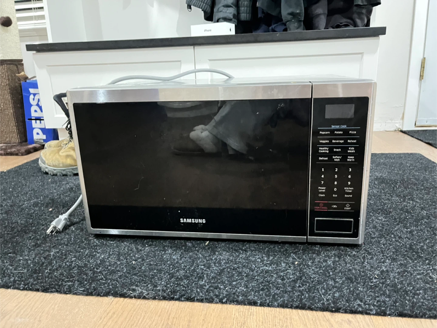 Samsung Microwave - photo 2