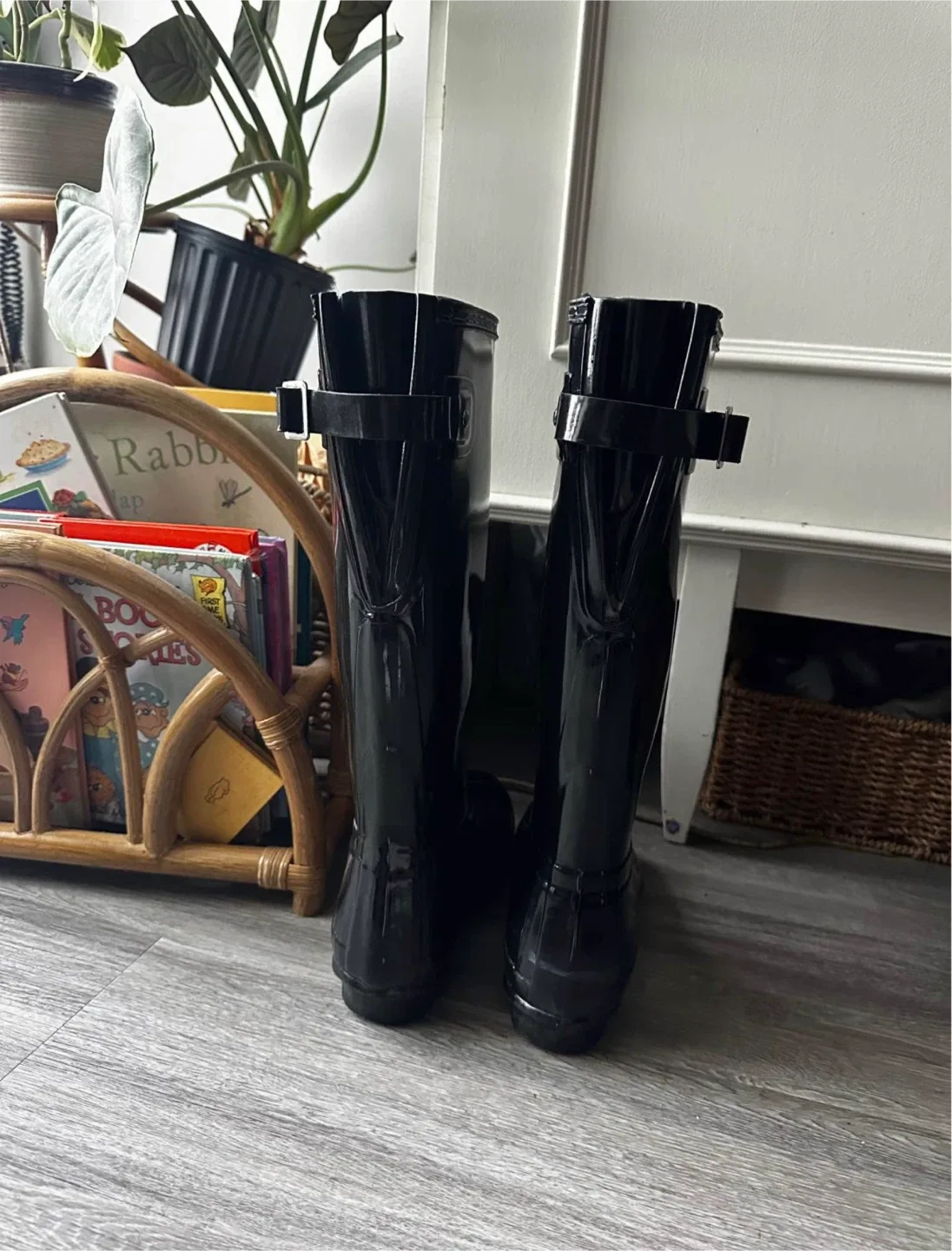 Hunter Black Rain Boots image indicator(3)