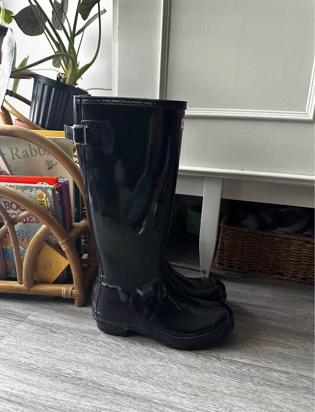 Hunter Black Rain Boots image indicator(2)