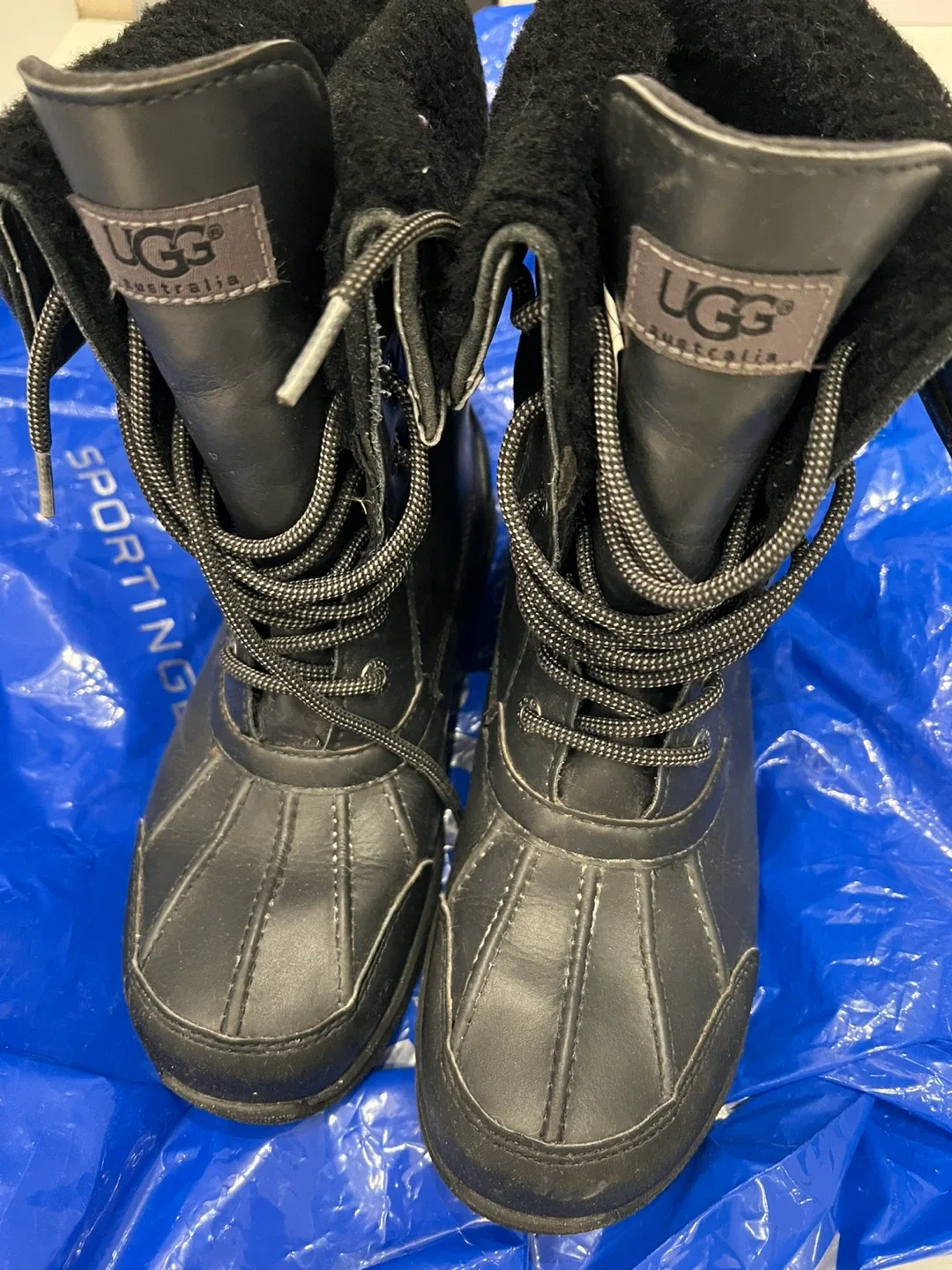 UGG Australia Black Boots Kids/Youth Boys’ Size 6