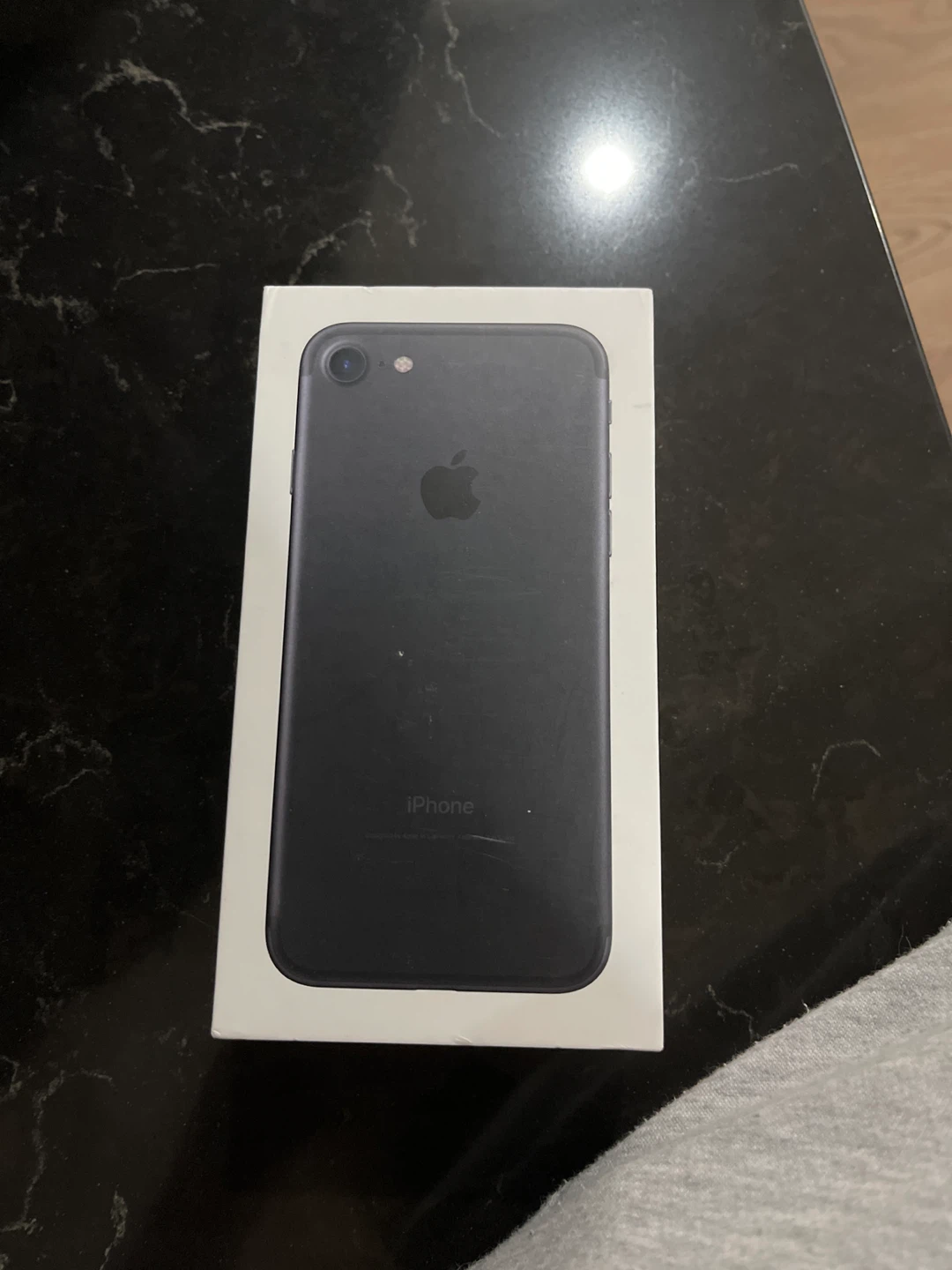 Apple iPhone 8 - Black - photo 2