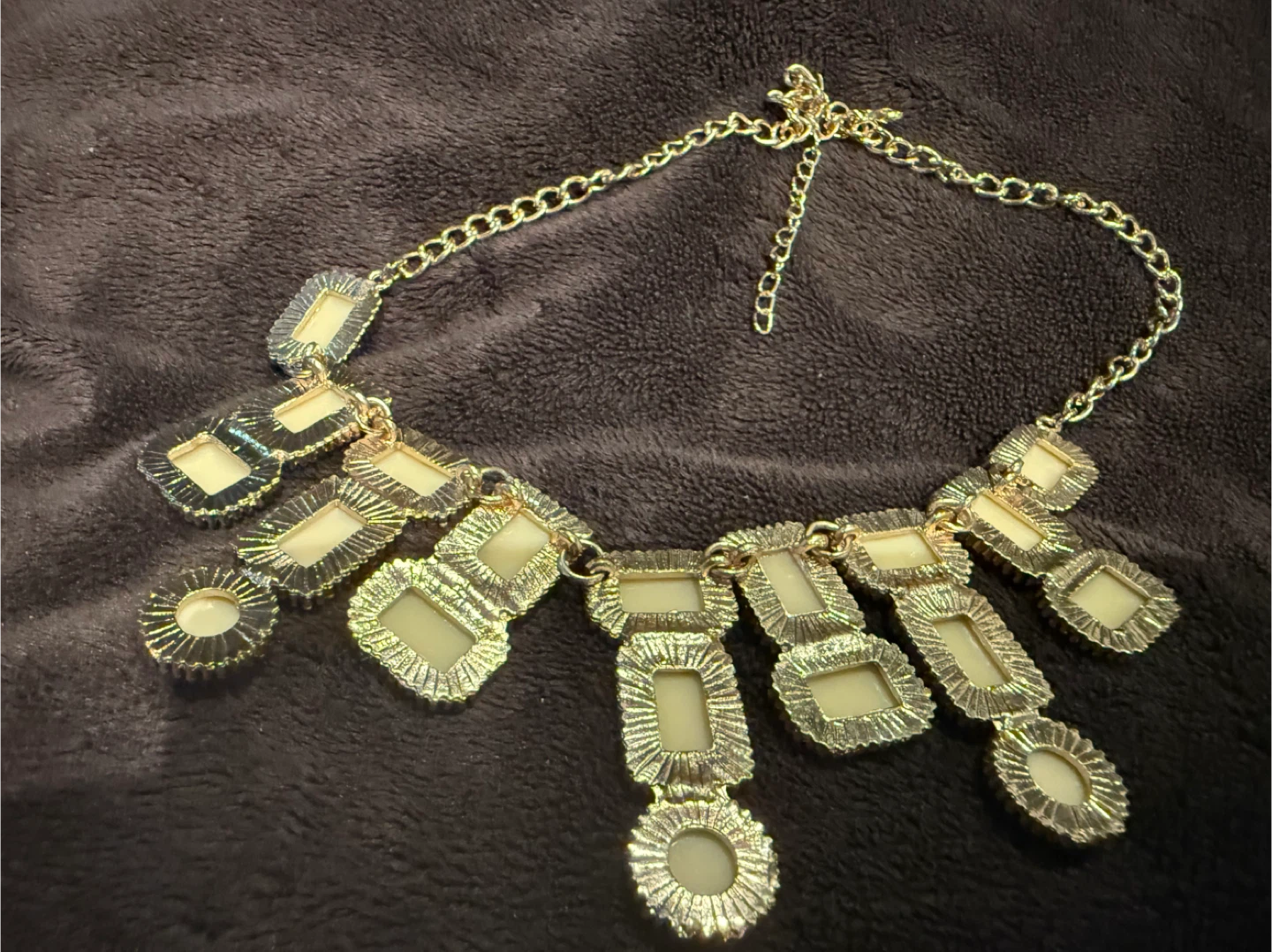 Statement Necklace - Gold & Cream - photo 2