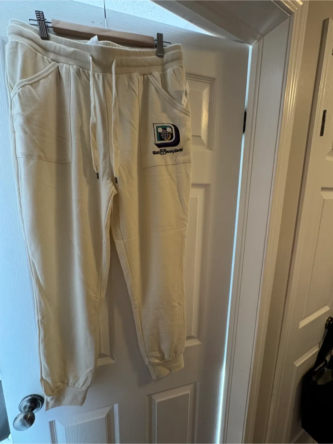 Disney Walt Disney World Cream Sweatpants - Size L