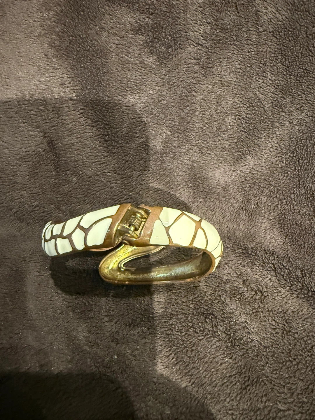 White & Gold Tone Snake Bangle - photo 4