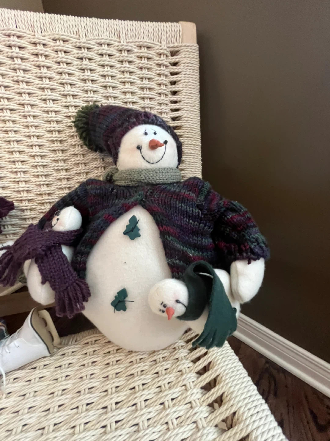 Hallmark Among Friends Snowman Figurines - photo 2