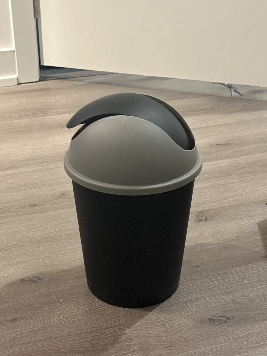 Black Swing Top Trash Can