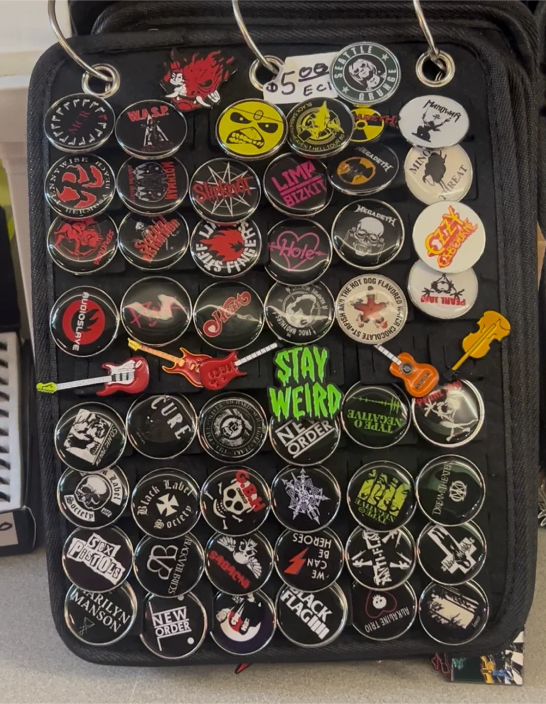 Pins! (DIXIE MALL) read description