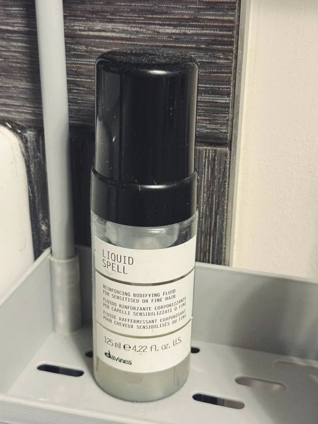 Davines Liquid Spell Reinforcing Bodifying Fluid