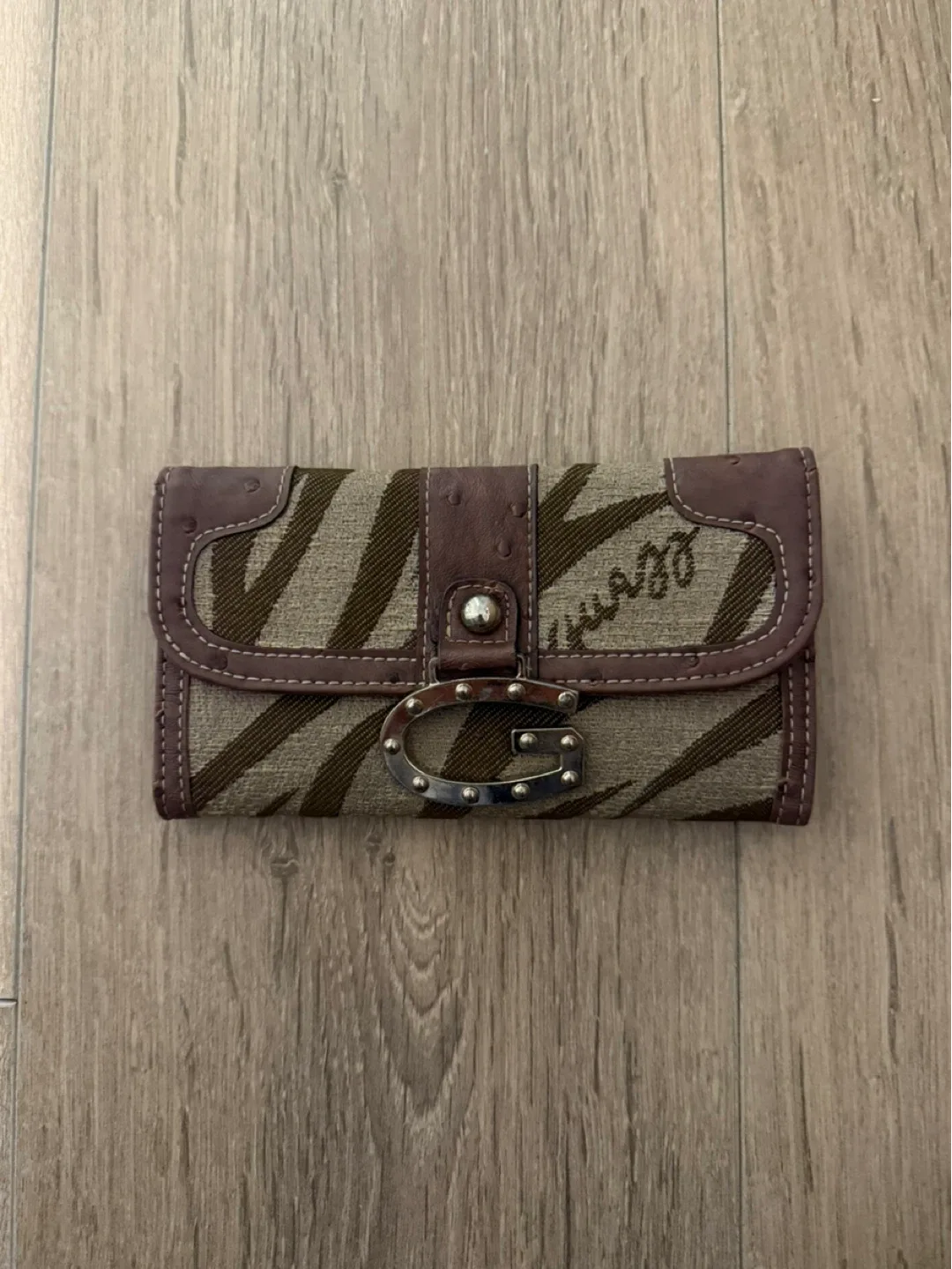Guess Vintage Wallet