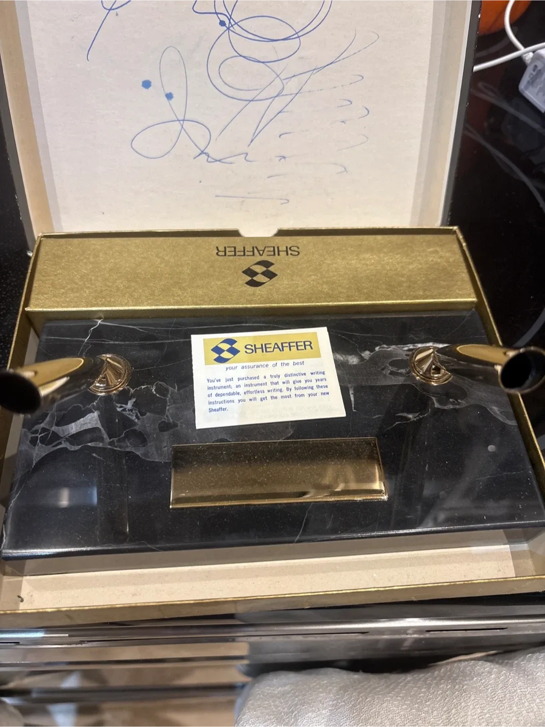 Sheaffer Desk Pen Set with Marble Base image indicator(4)