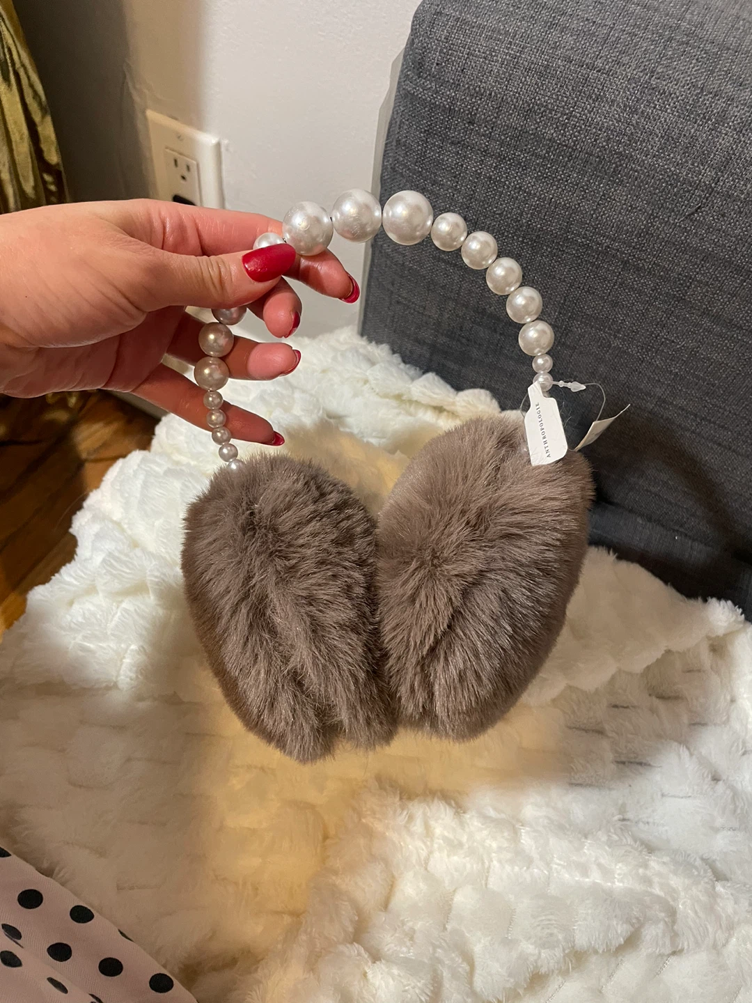 Anthropologie Faux Fur Earmuffs with Pearls - New with Tags! - photo 5