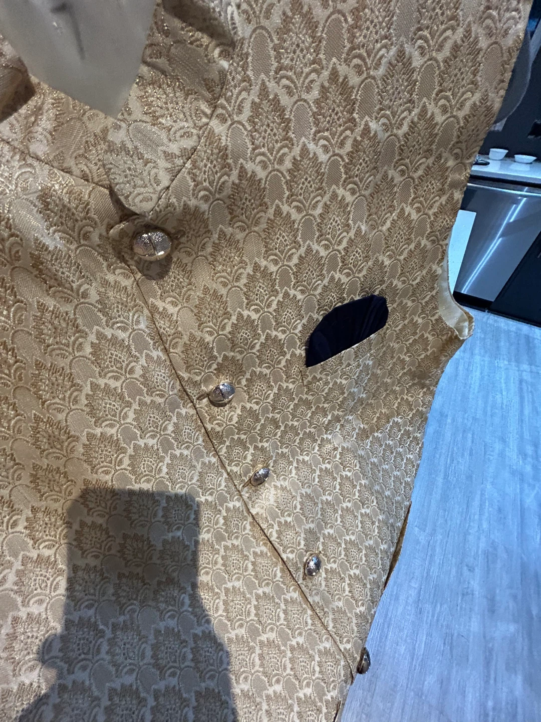 Men's Kurta with Gold Nehru Waistcoat - photo 5