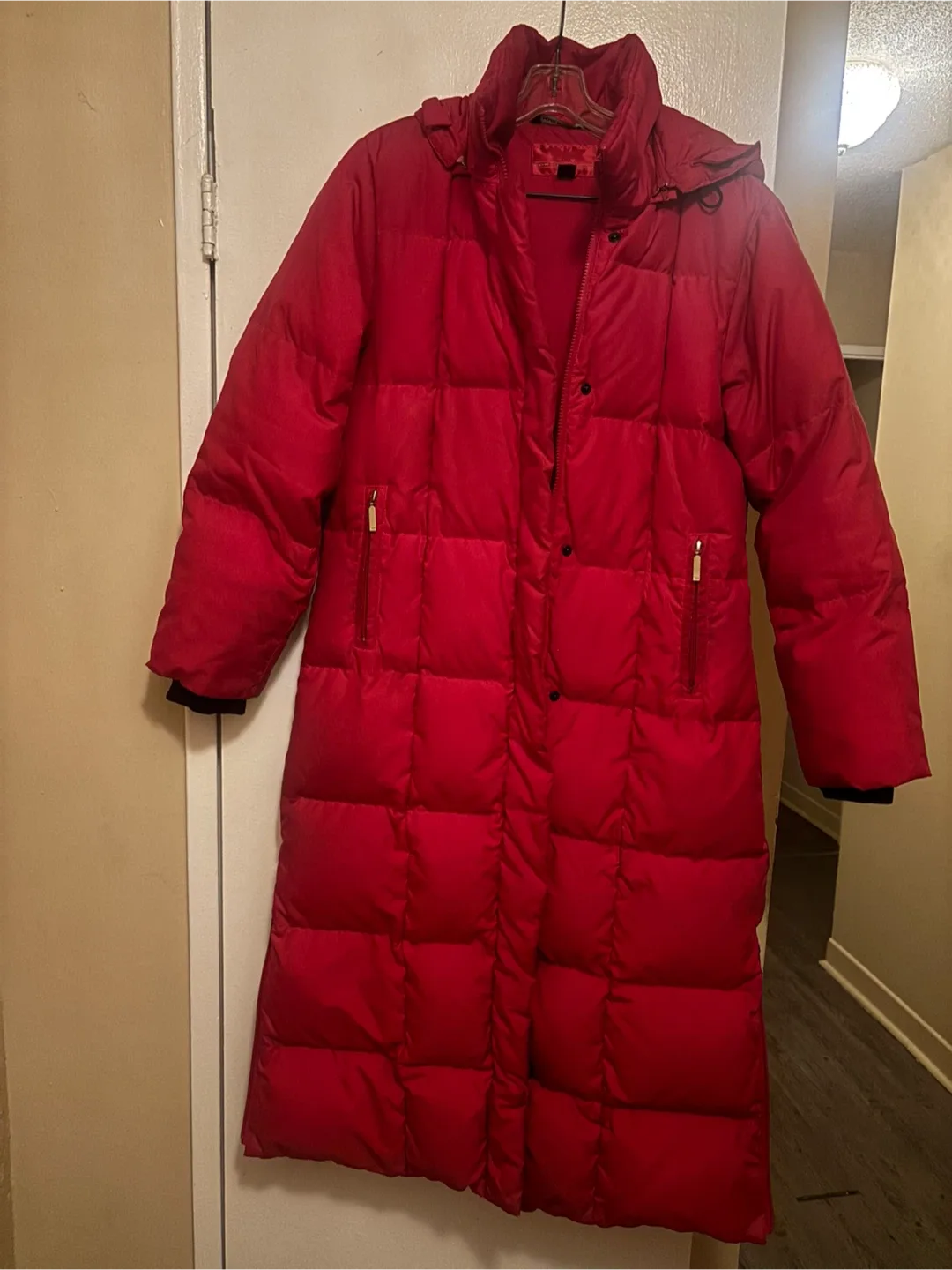 CDN Spirit Basic Red Puffer Coat - Size S