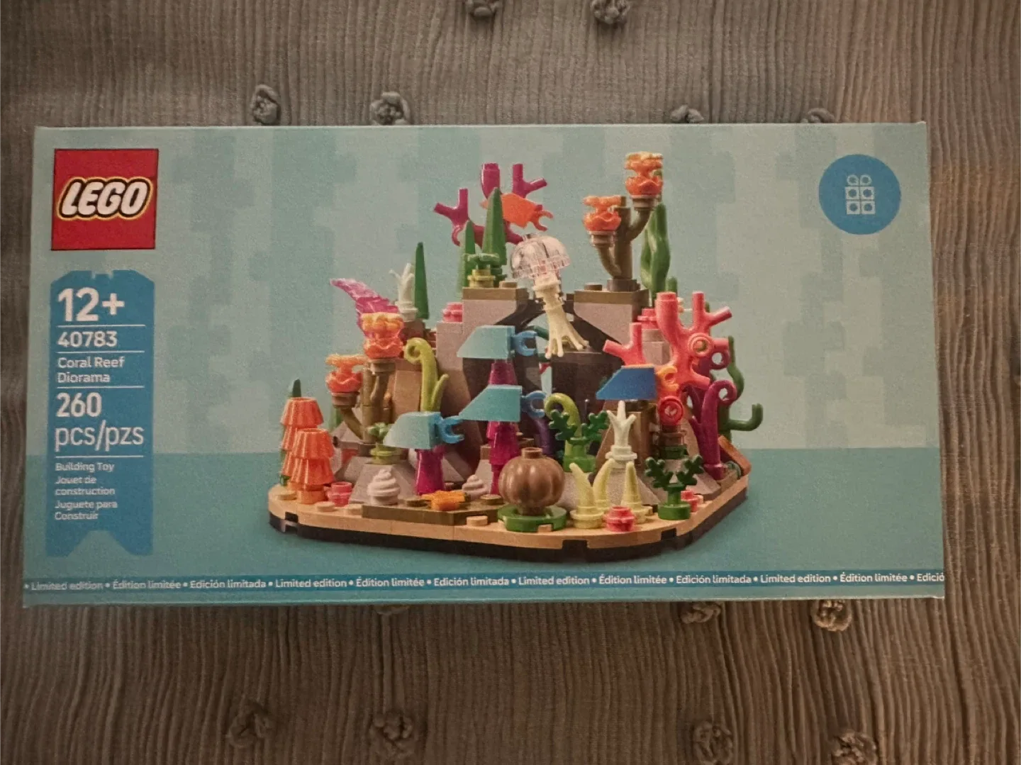 LEGO 40783 Coral Reef Diorama - New in Box!