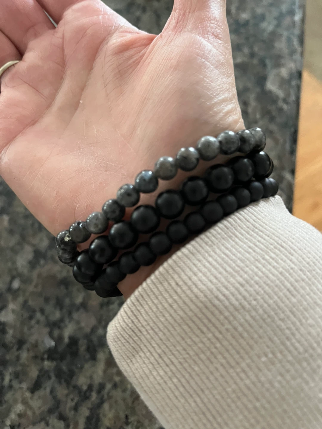 AEO Beaded Men’s Bracelet Set - Black & Grey - photo 4