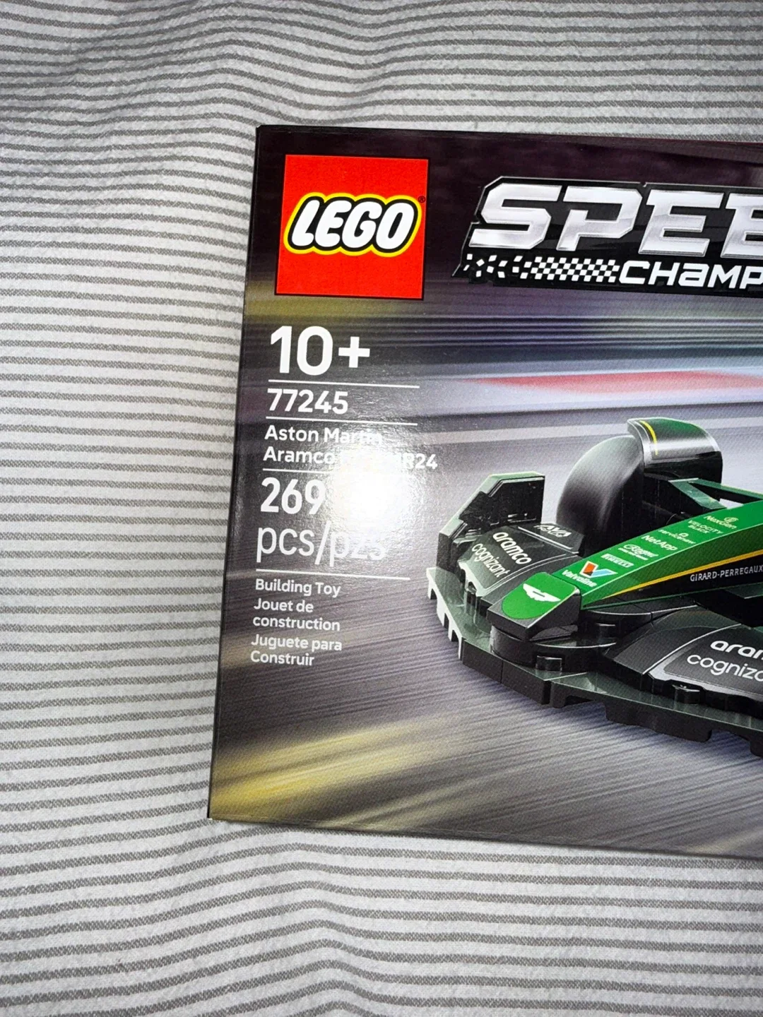 Lego Speed Champions Aston Martin Aramco F1® AMR24 77245 image indicator(2)
