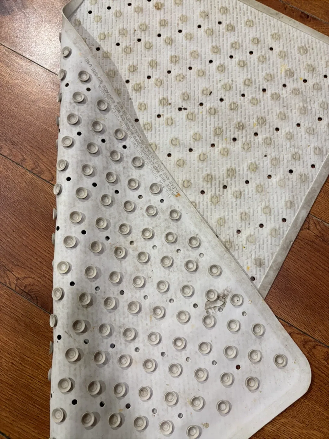 bath mat #declutter #fair #price image indicator(4)