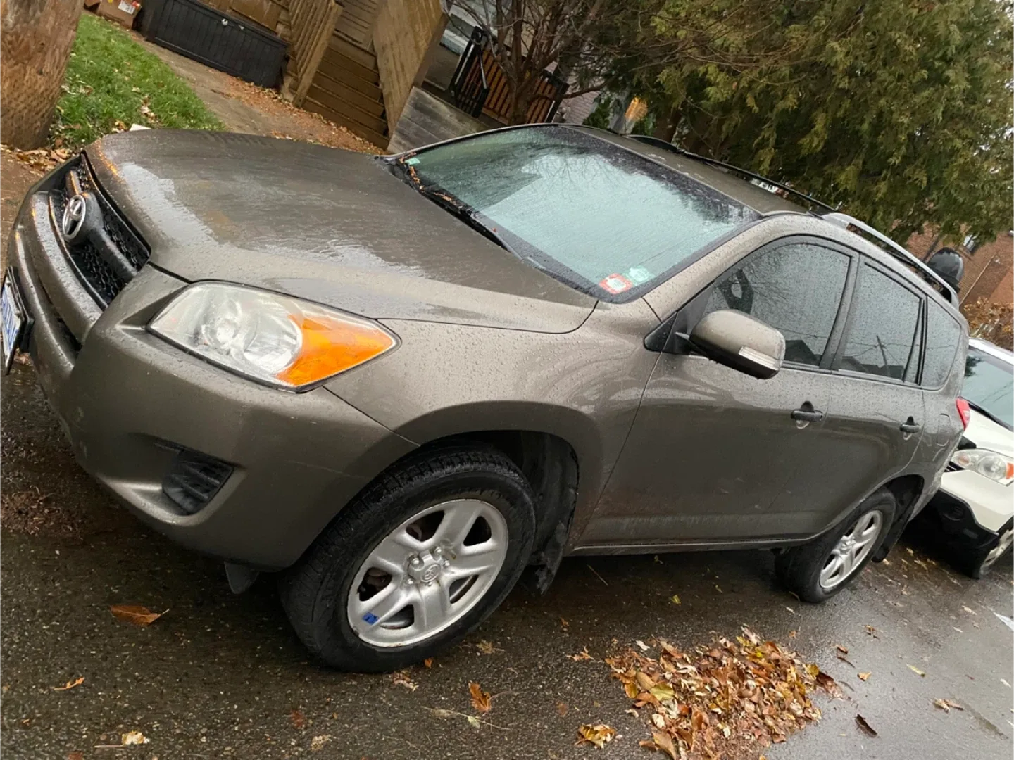 2010 Toyota RAV4, Transmission Issue image indicator(2)