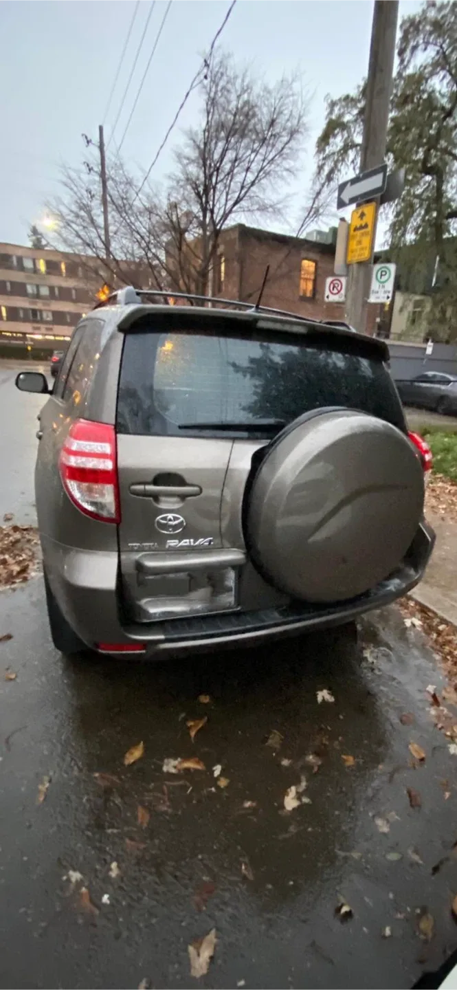 2010 Toyota RAV4, Transmission Issue image indicator(5)