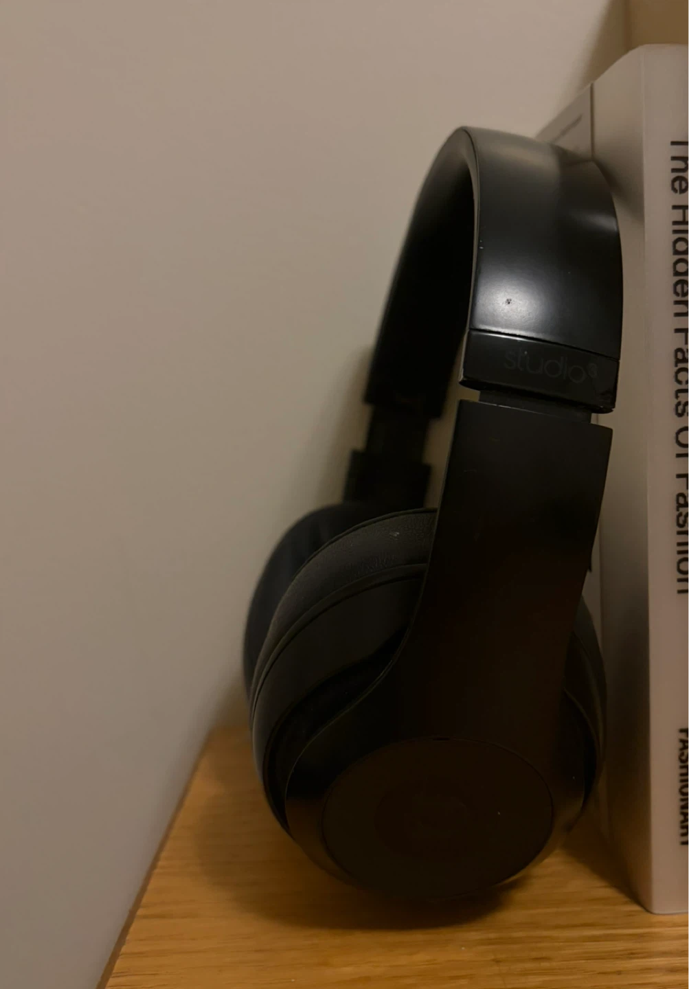 [ASAP pls!] Beats Studio3 Wireless Headphones - Black