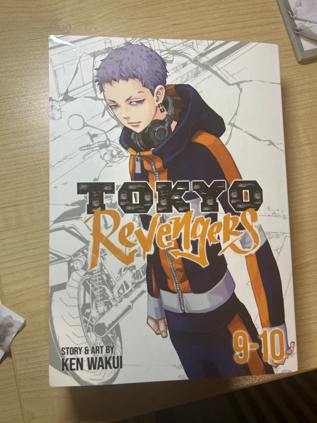 Tokyo Revengers Manga Volumes 9-10