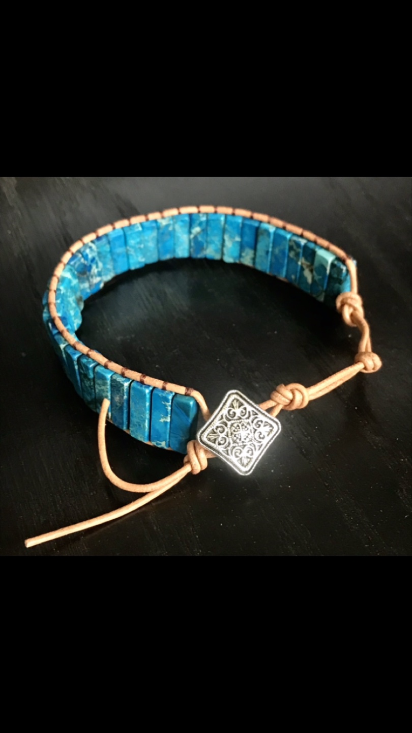 Gorgeous Turquoise & Leather Bracelet w Silver Clasp - Jewelry