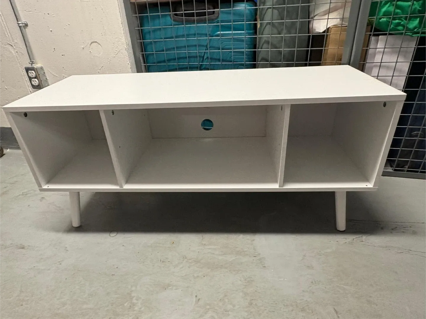 White TV Stand / Media Console Structube
