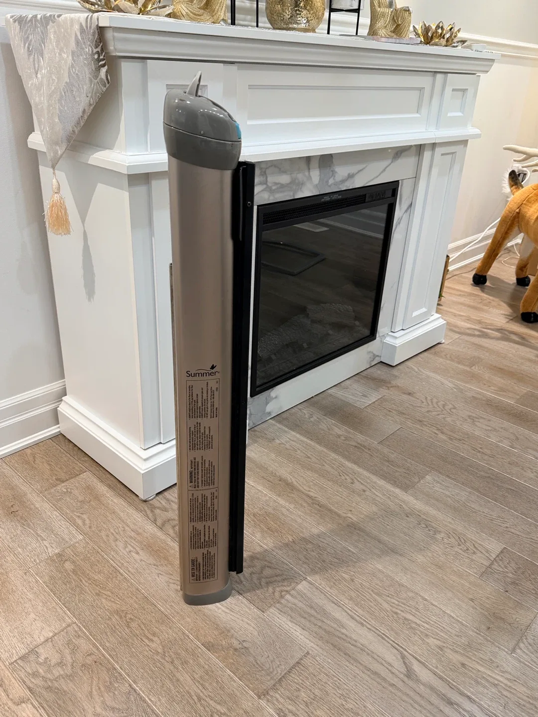 Summer Infant Retractable Walk Thru Baby Gate image indicator(5)