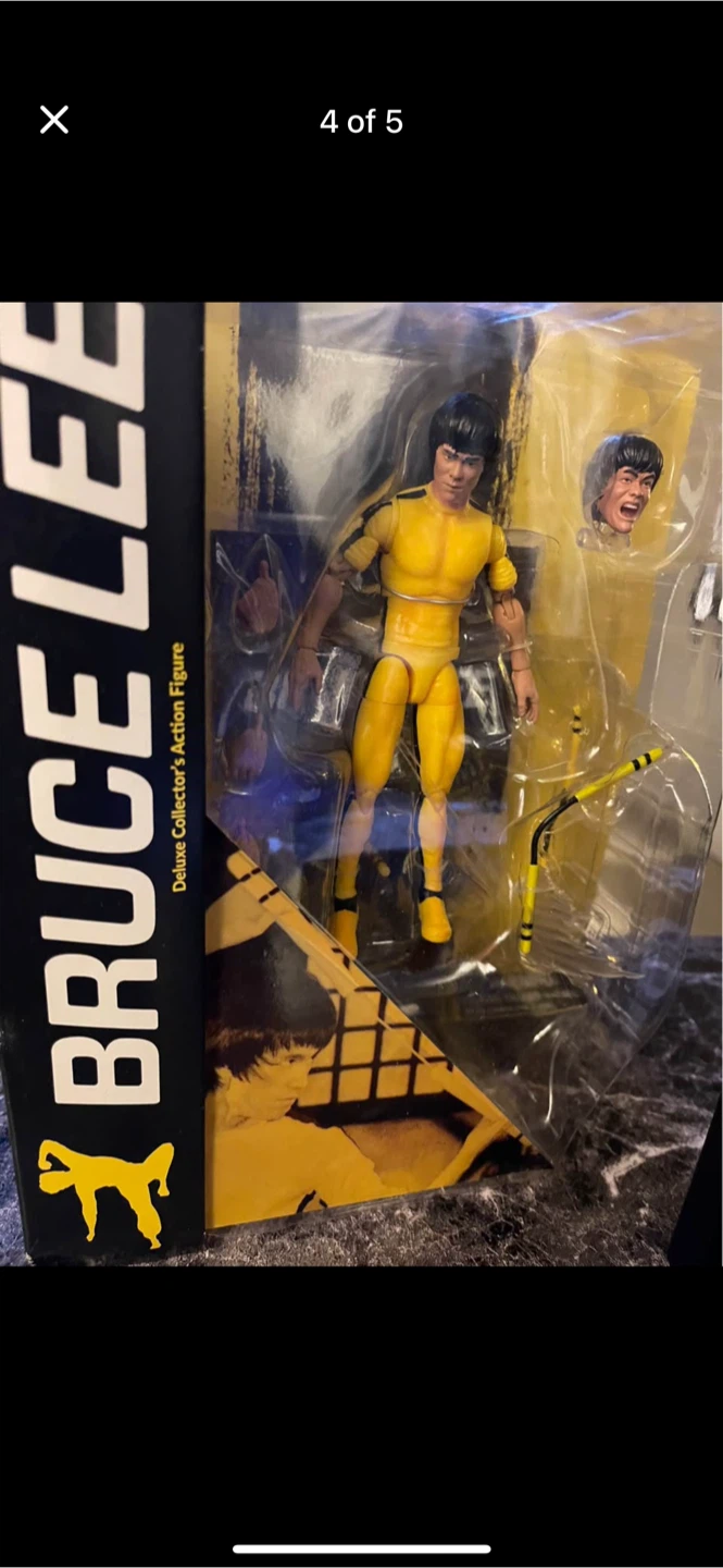 Bruce Lee Action Figure & Relic Card Lot - photo 4