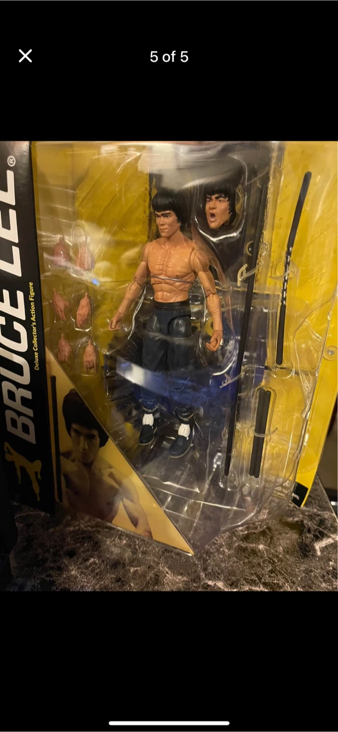 Bruce Lee Action Figure & Relic Card Lot - photo 5