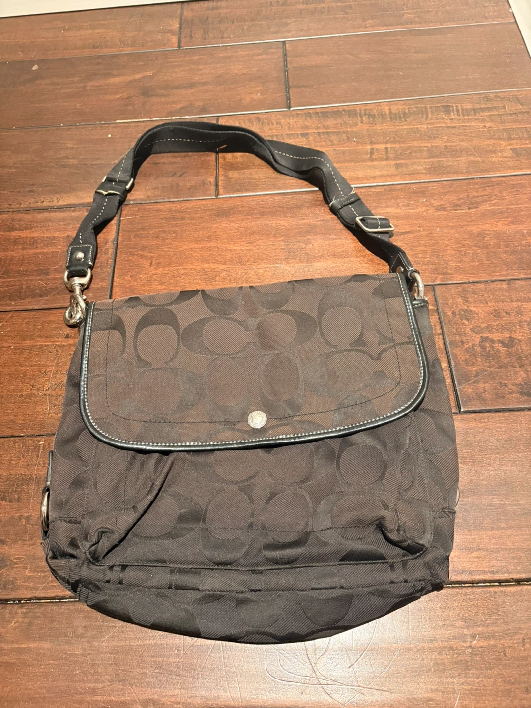 2 Black Handbags - photo 2