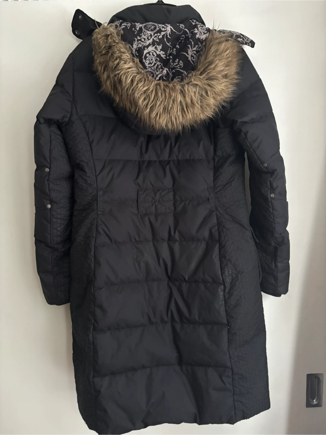 Tommy Hilfiger Black Puffer Coat w fur hood - photo 3