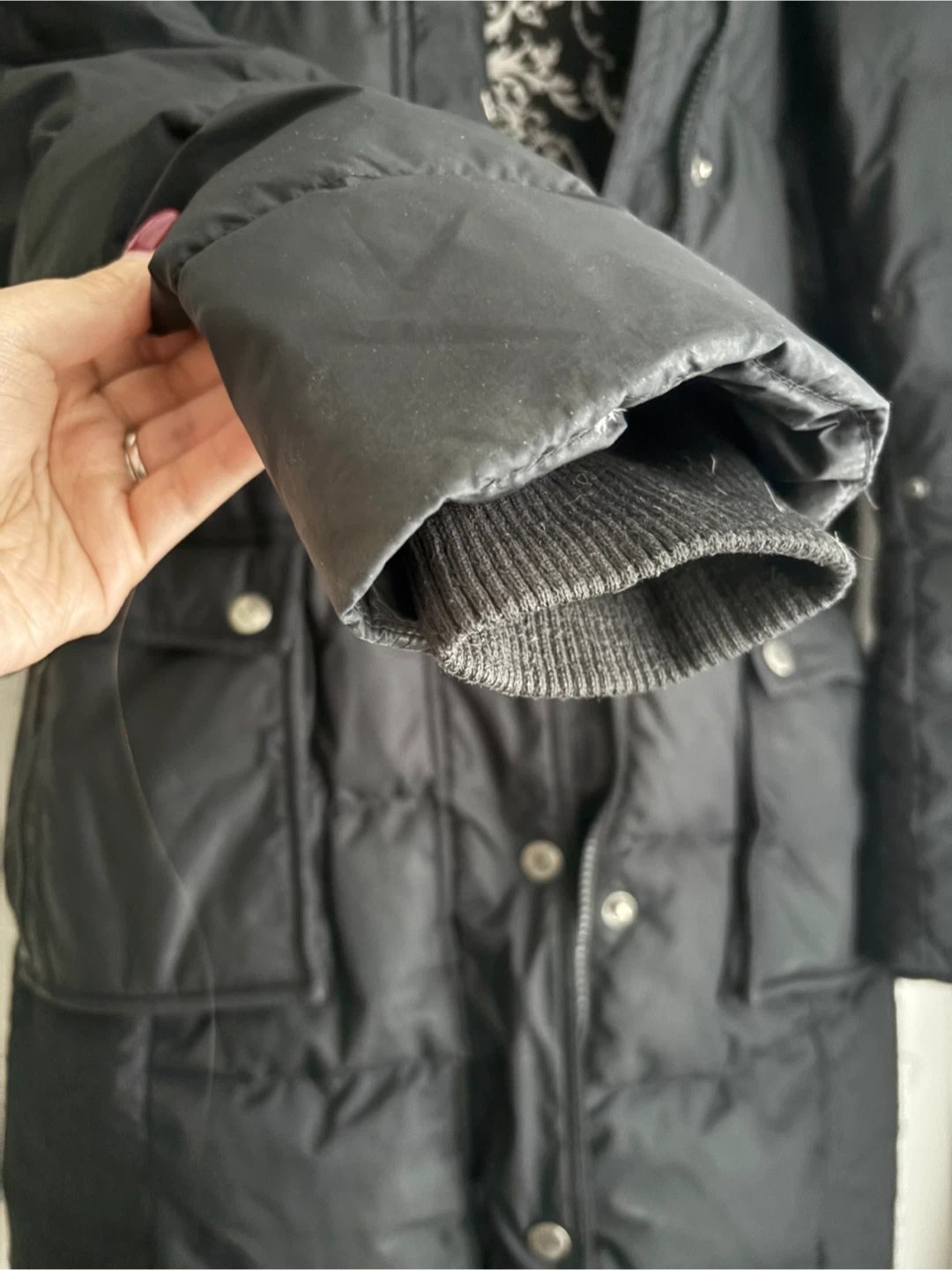 Tommy Hilfiger Black Puffer Coat w fur hood - photo 4