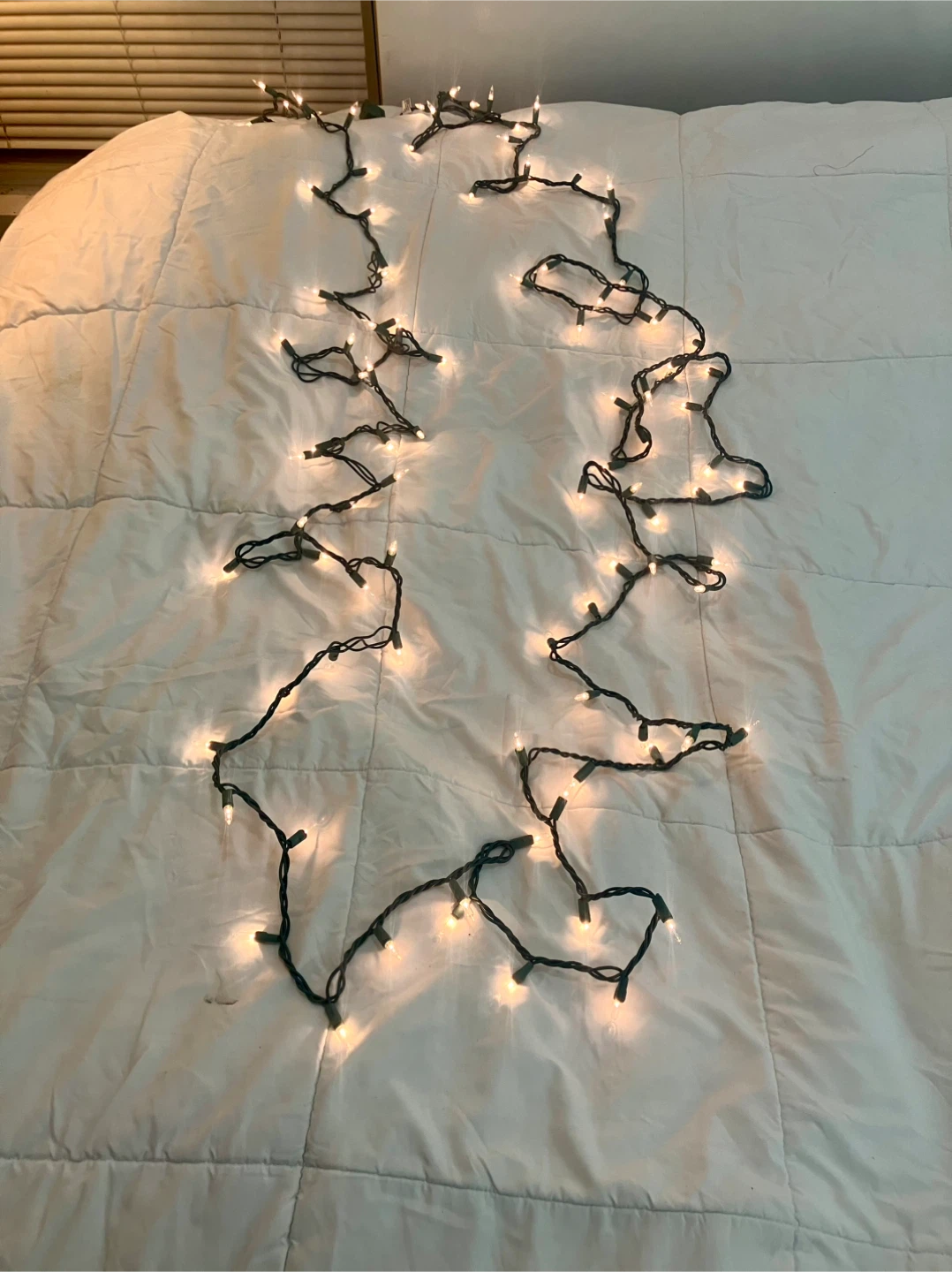 100 Light Incandescent Christmas String - Like New