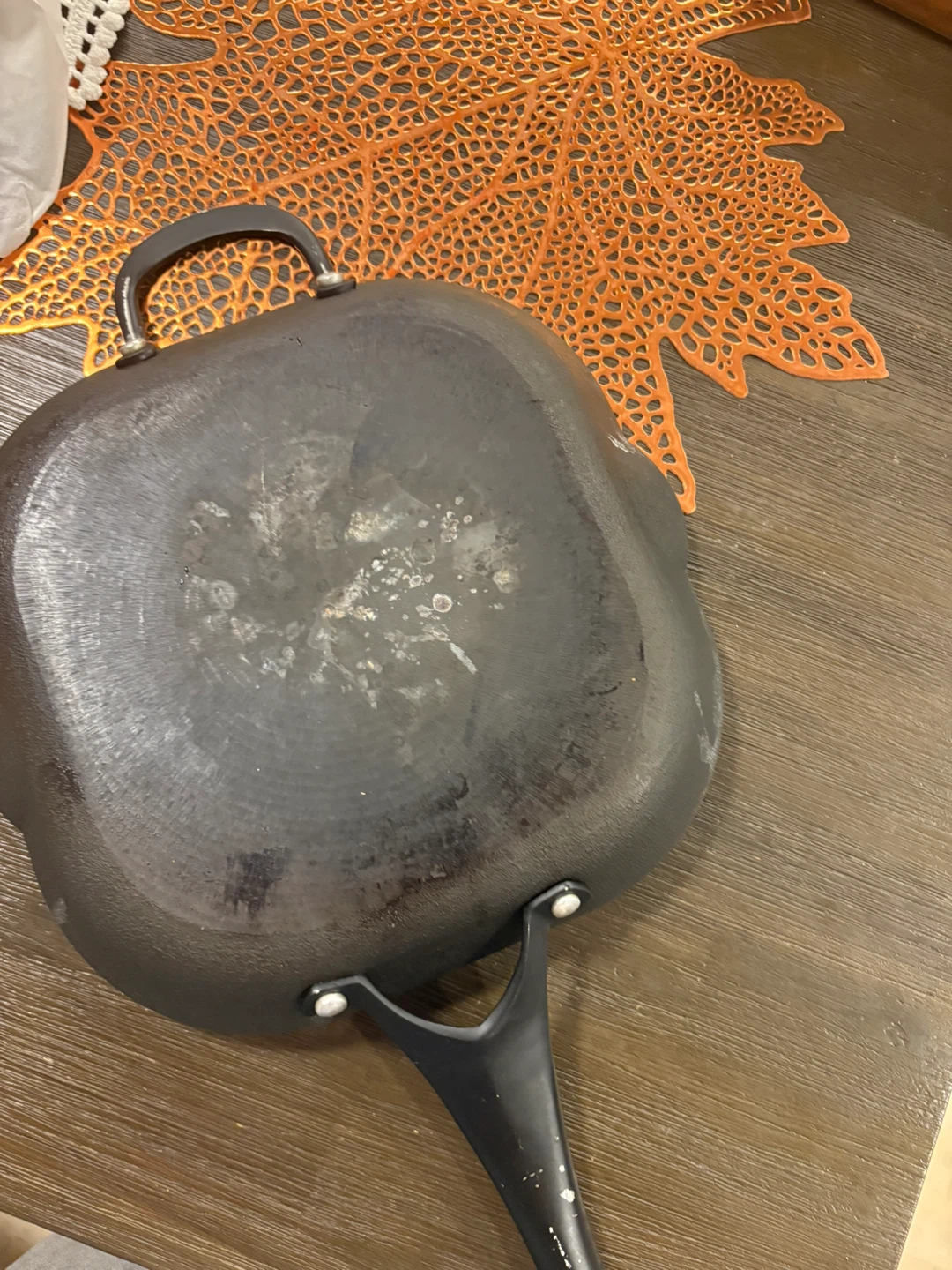 The Rock Grill Pan CAST IORN
