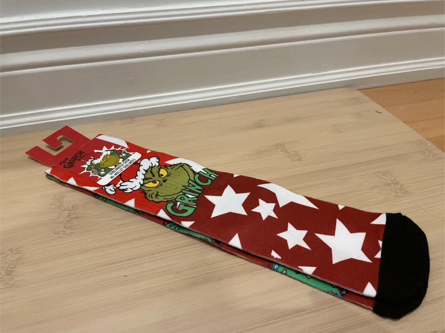The Grinch Socks - New with Tags!