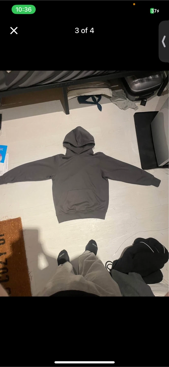 Hoodies from Muji.ca (25 each) - photo 3