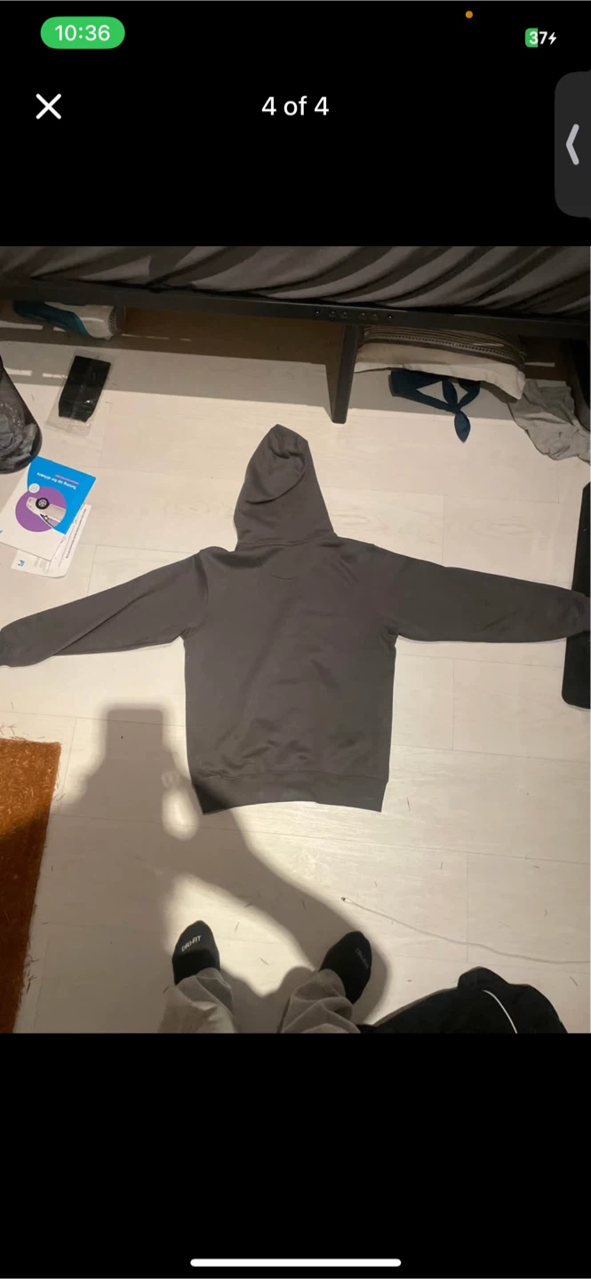 Hoodies from Muji.ca (25 each) - photo 4