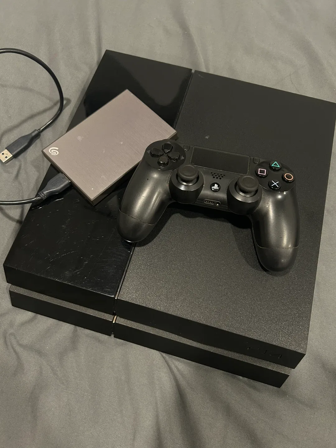 PlayStation 4 Bundle with Games & Seagate 2TB Drive