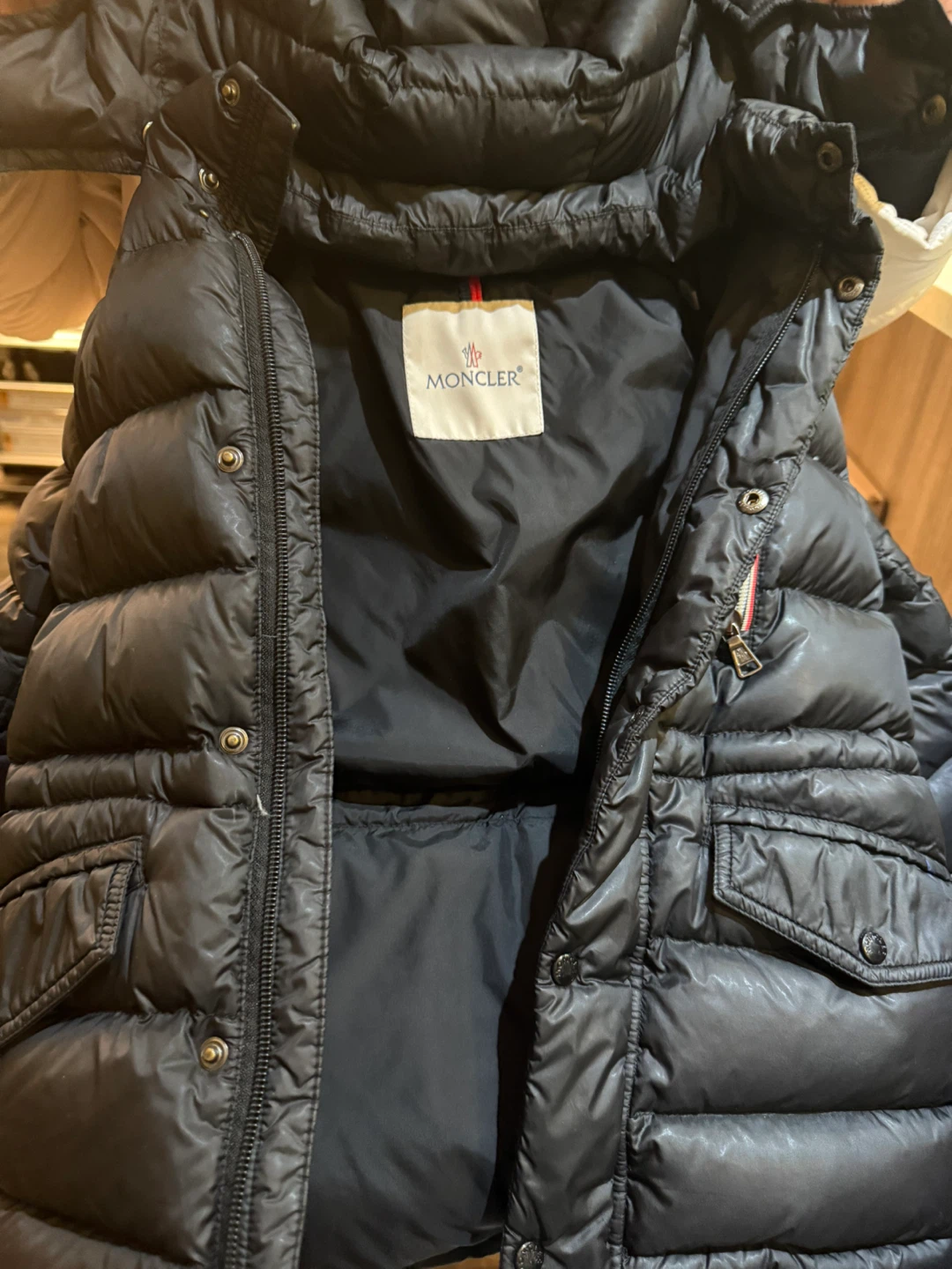 Moncler Black Puffer Jacket - photo 5