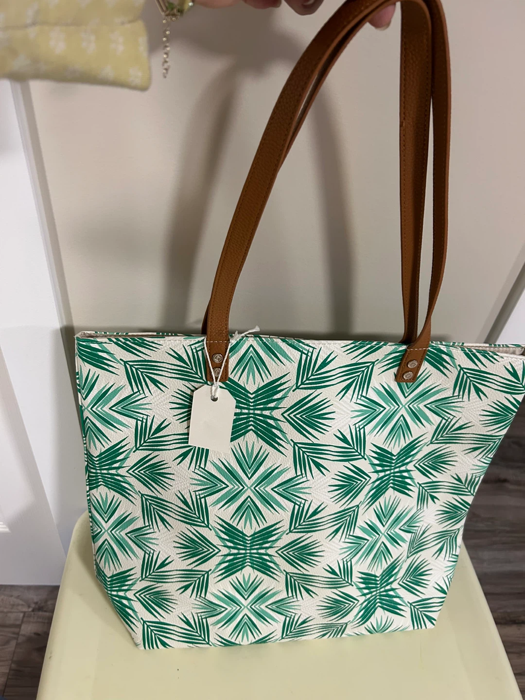 Thirty-Tote Bag with large wristlet - photo 4