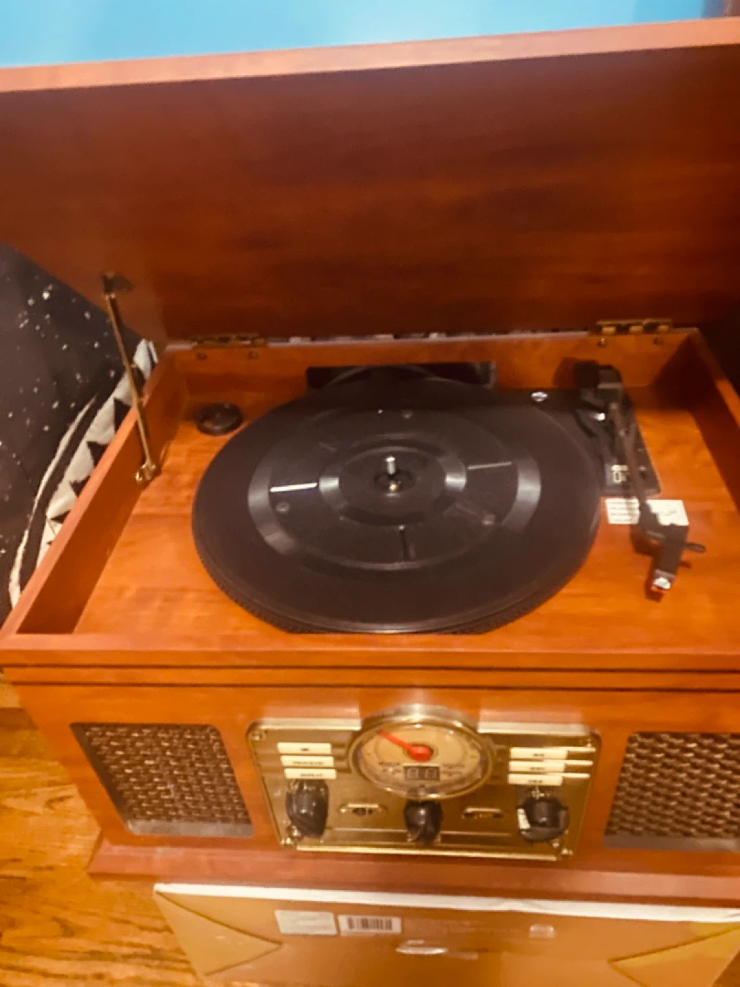 Victrola Nostalgic 6-in-1 Bluetooth Record Player