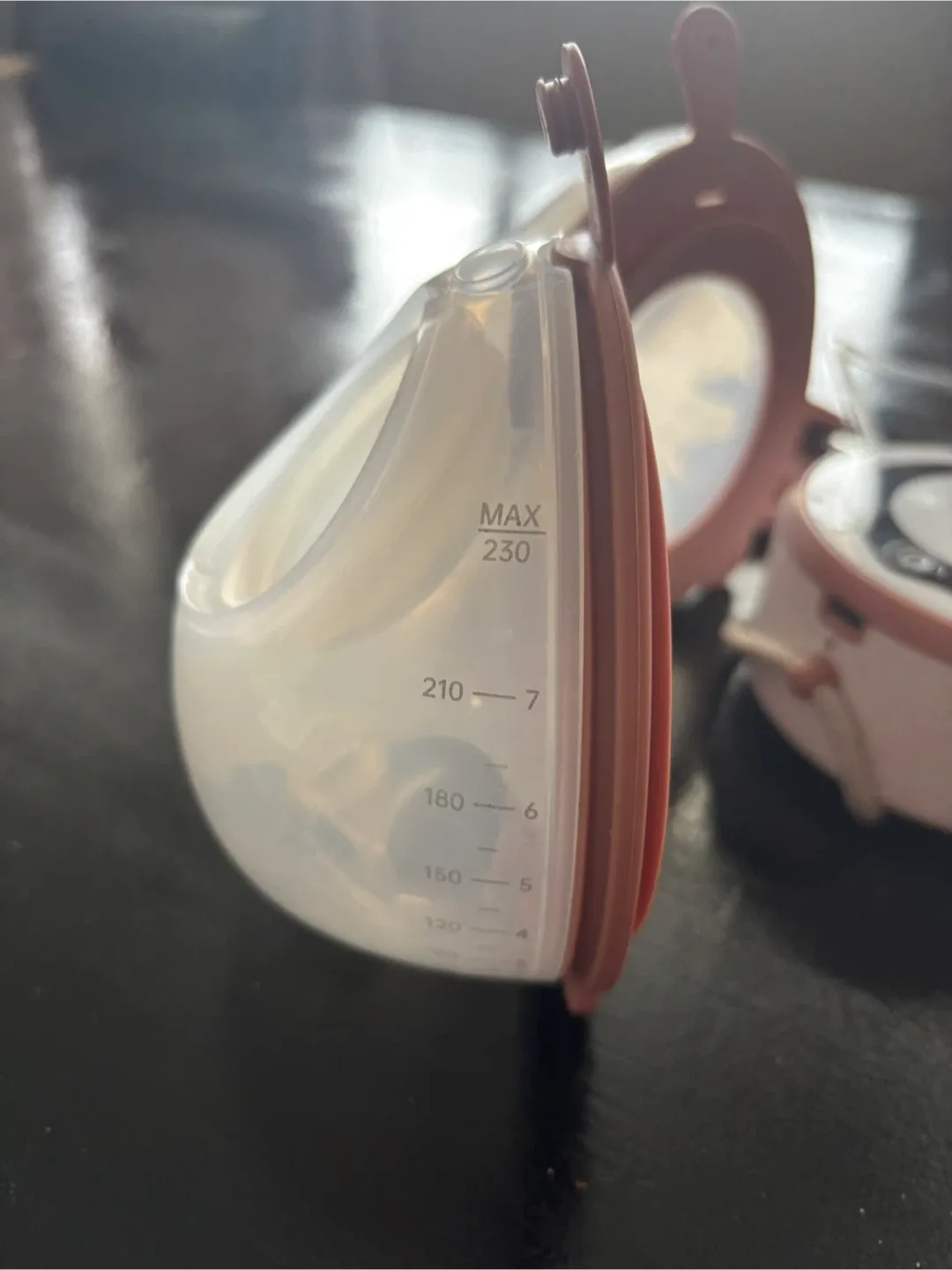 Momcozy Wearable Breast Pump