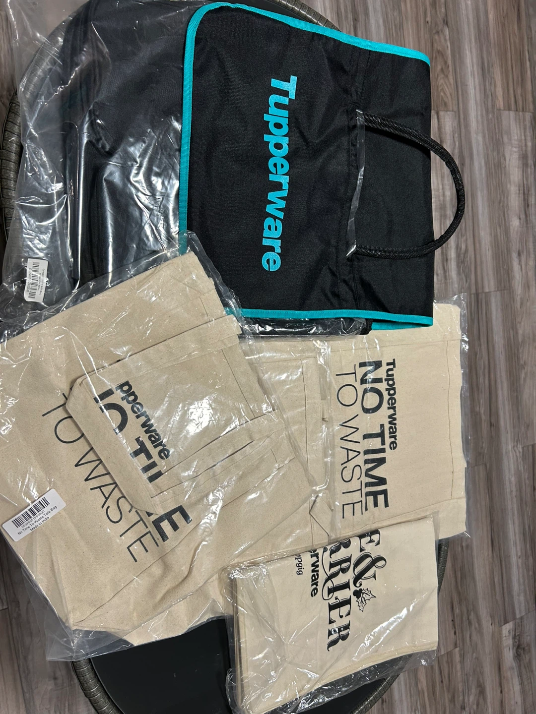 Tupperware Reusable Shopping Tote Bags - New - photo 2