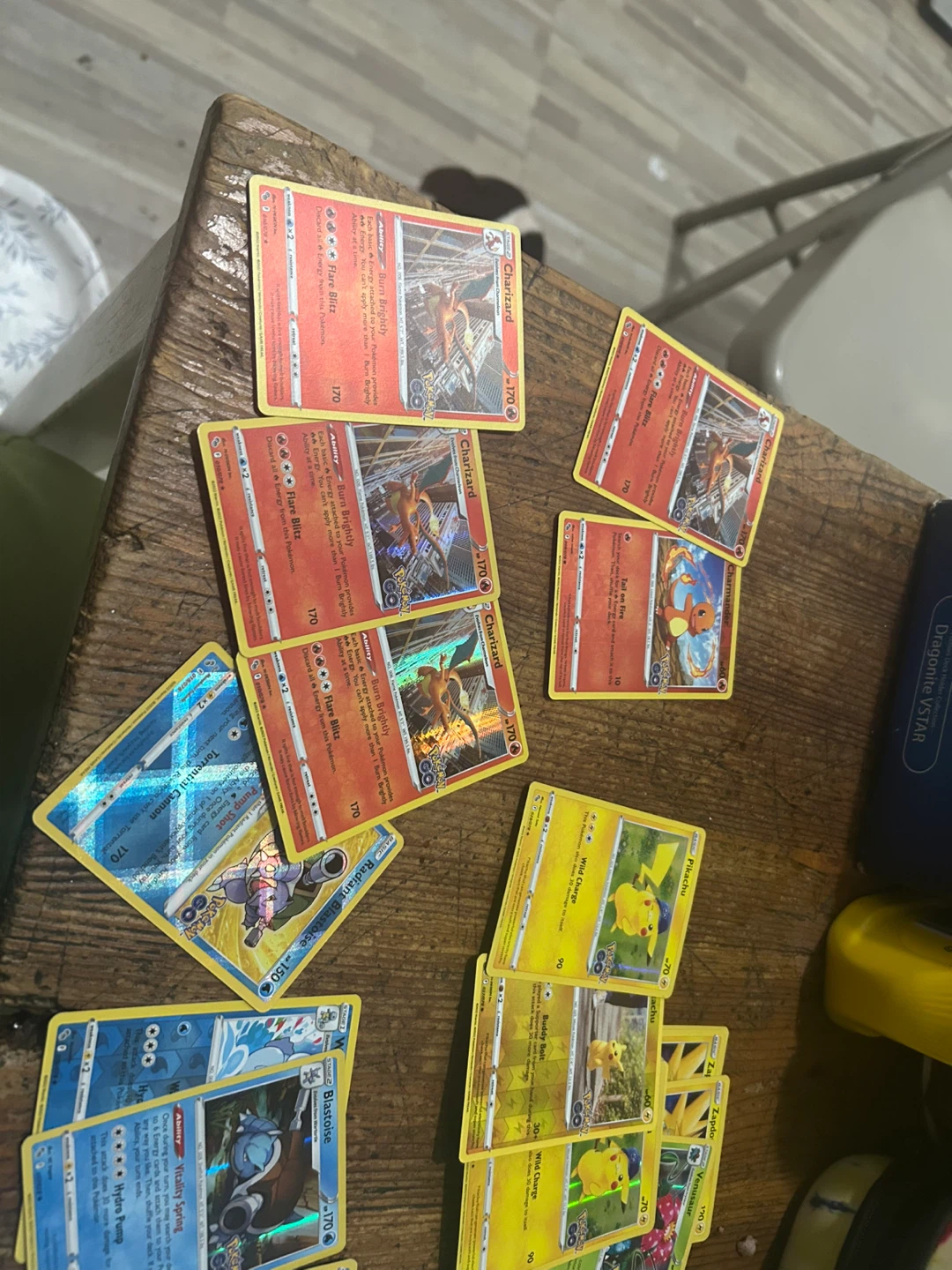Pokemon GO Dragonite VSTAR Premier Deck Holder Collection - photo 4