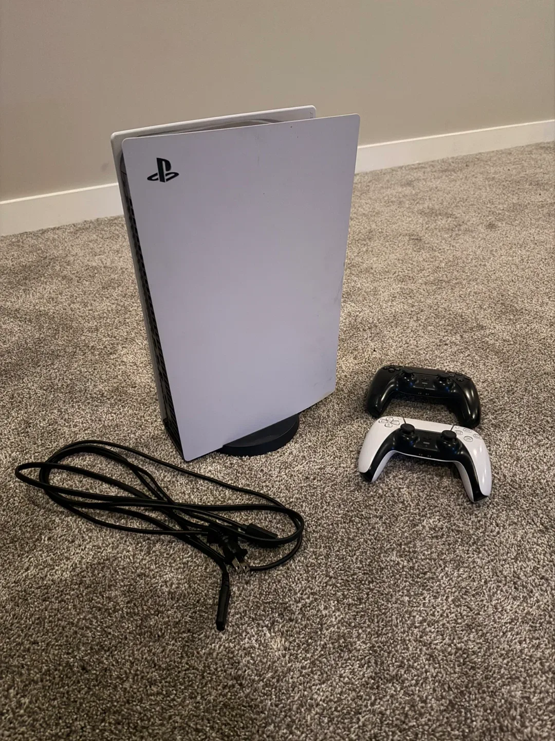 PS5 1T Digital Version with 2 Controllers