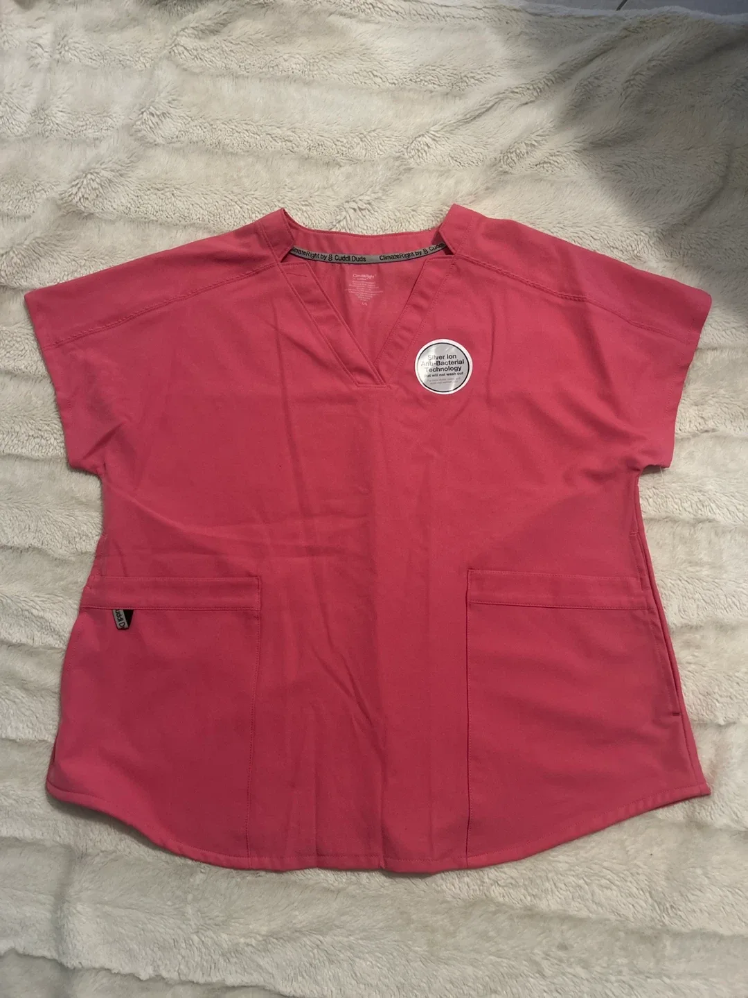 Cuddl Duds ClimateRight Scrub Top - Size L/G